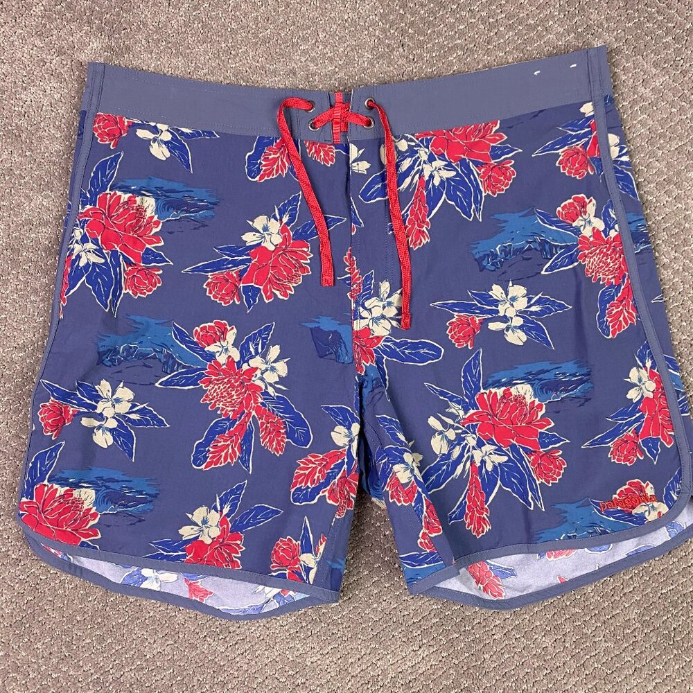 Patagonia Wavefarer Board Shorts Men's 40 Swim Trunks Floral Tropical Drawstring